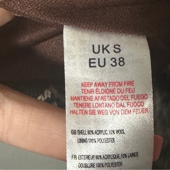 Yumi Red and Cream Patterned Cardigan with Faux Fur Trim and Faux Leather Button - Picture 10 of 13